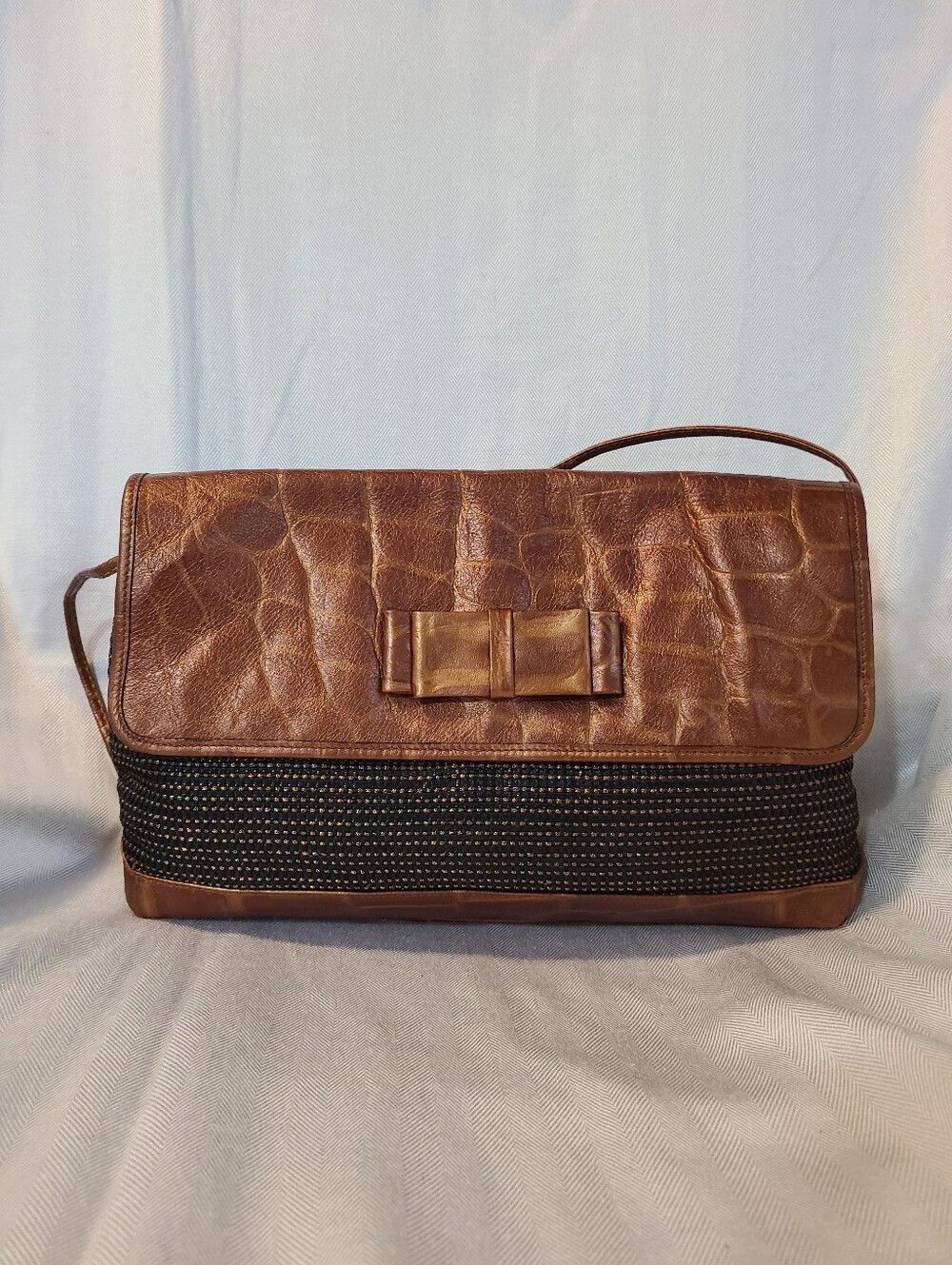 Vintage Paola del Lungo crocodile-embossed and mesh flap handbag